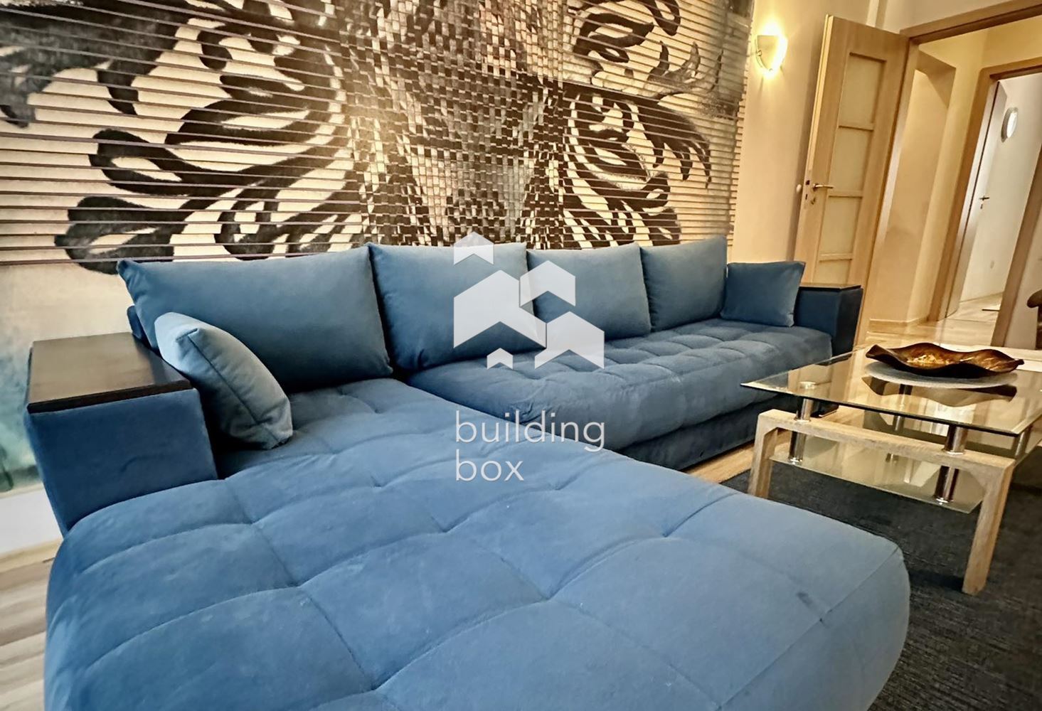 Двустаен апартамент на премиум локация - Идеален център - 0