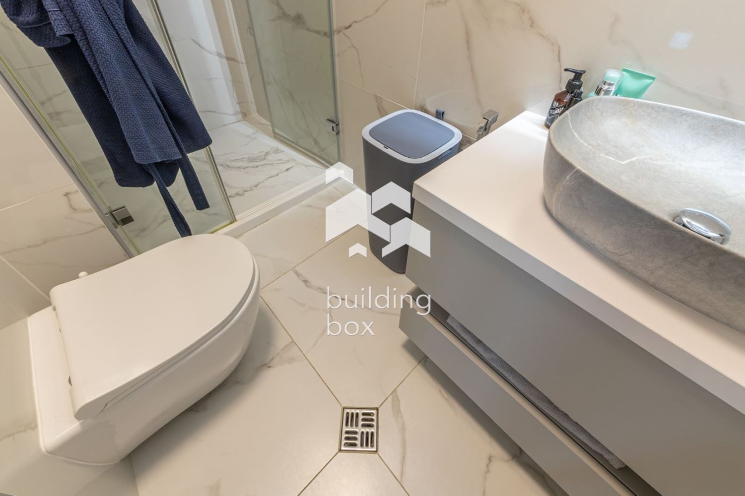 Лукс, простор и море – апартамент в бутикова сграда до к.к. Св. Св. Константин и Елена - 0