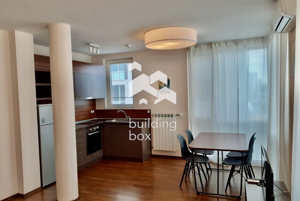 Двустаен апартамент в кв. Студентски град - 0