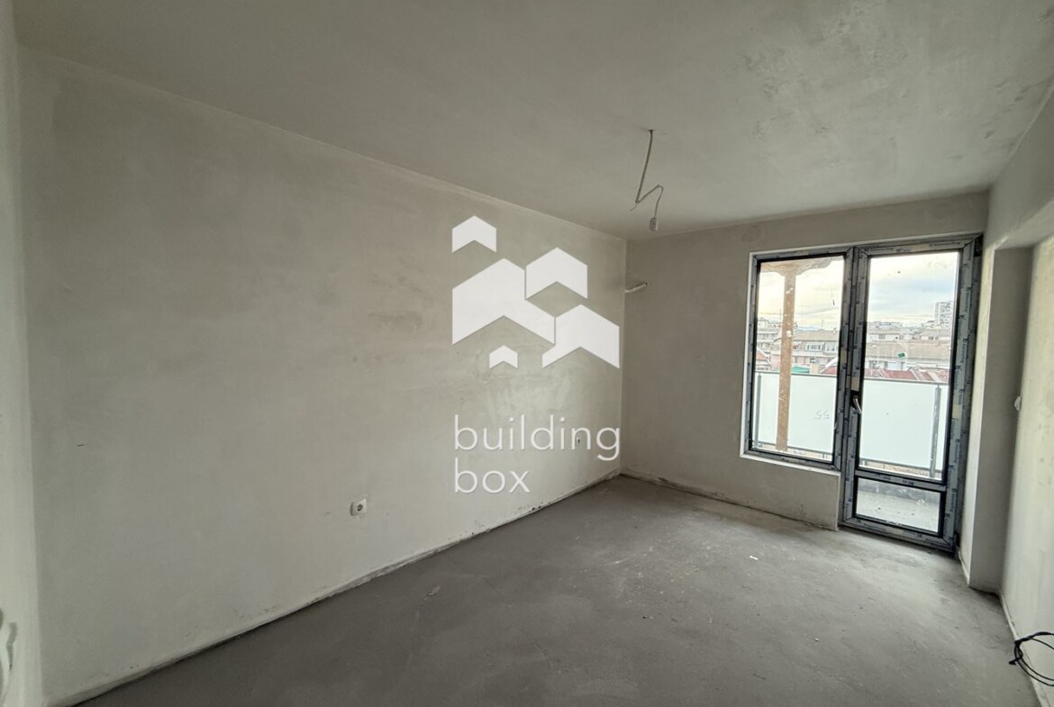 Тристаен апартамент с АКТ16 - център на гр. Пловдив - 0