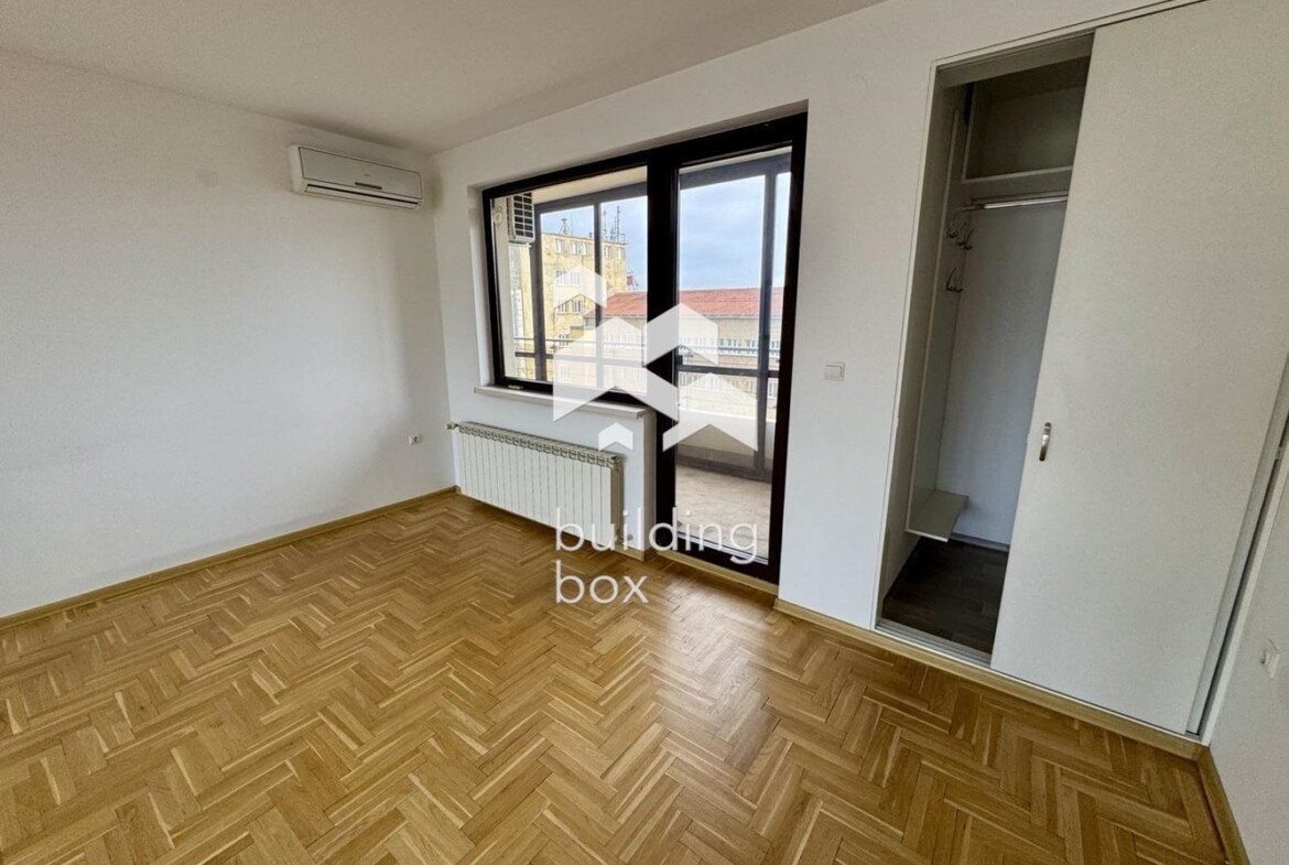 Двустаен апартамент / офис на бул. Черни Връх - 0