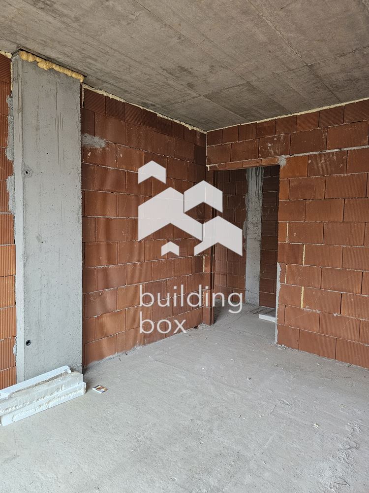 Продава 3-стаен апартамент в кв.Овча купел - 0