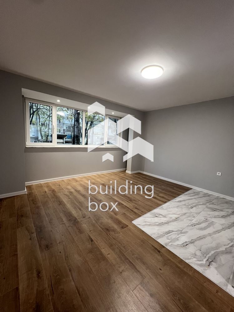 Тристаен апартамент в кв.Гагарин - 0