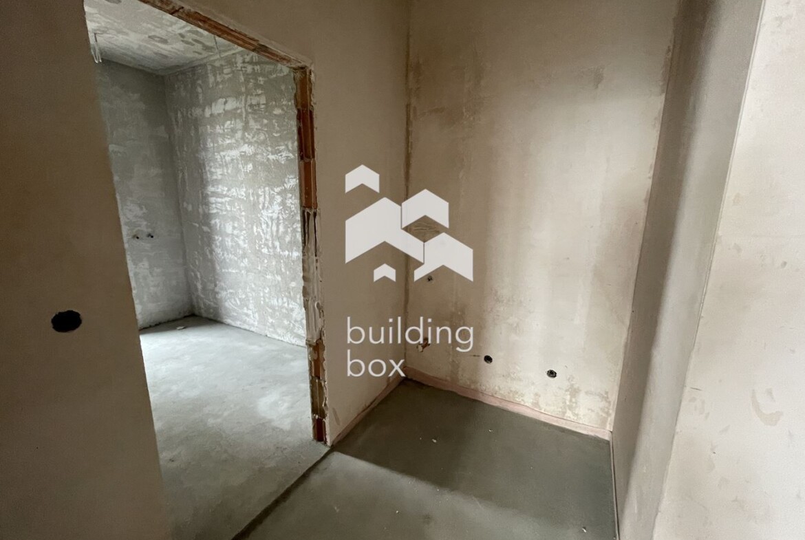 Тристаен апартамент в бутикова сграда пред Акт 15 - 0