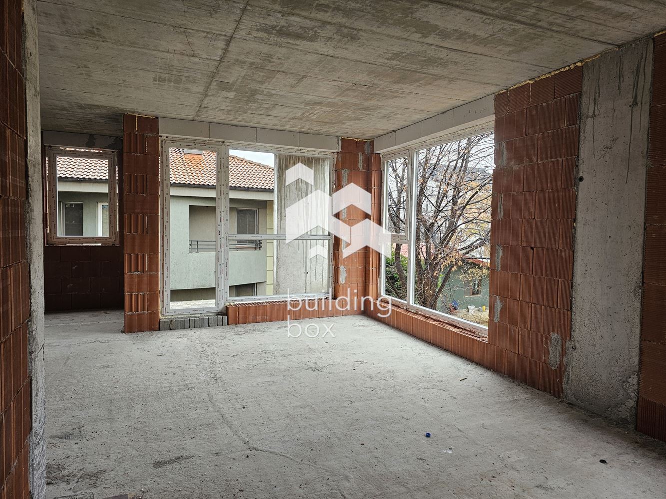 Продава 2-стаен апартамент в кв.Овча купел - 0