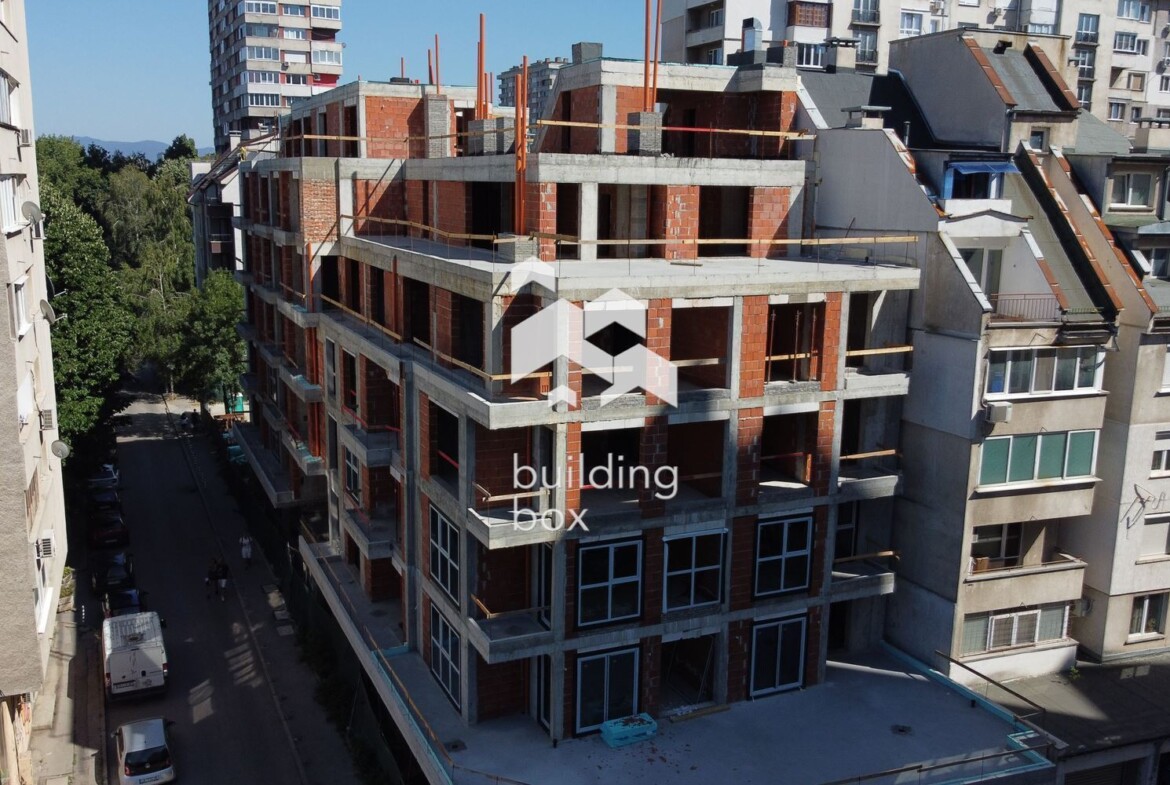 Многостаен апартамент - кв. Красно село - 0