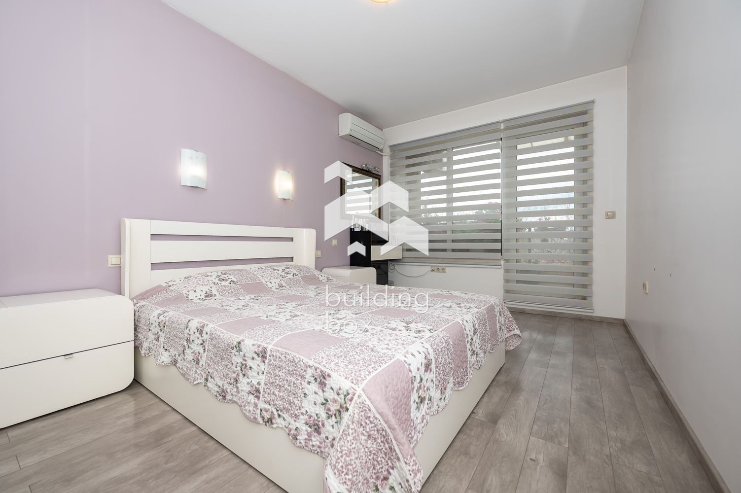 Тристаен обзаведен апартамент на ул. "Рая" - 0