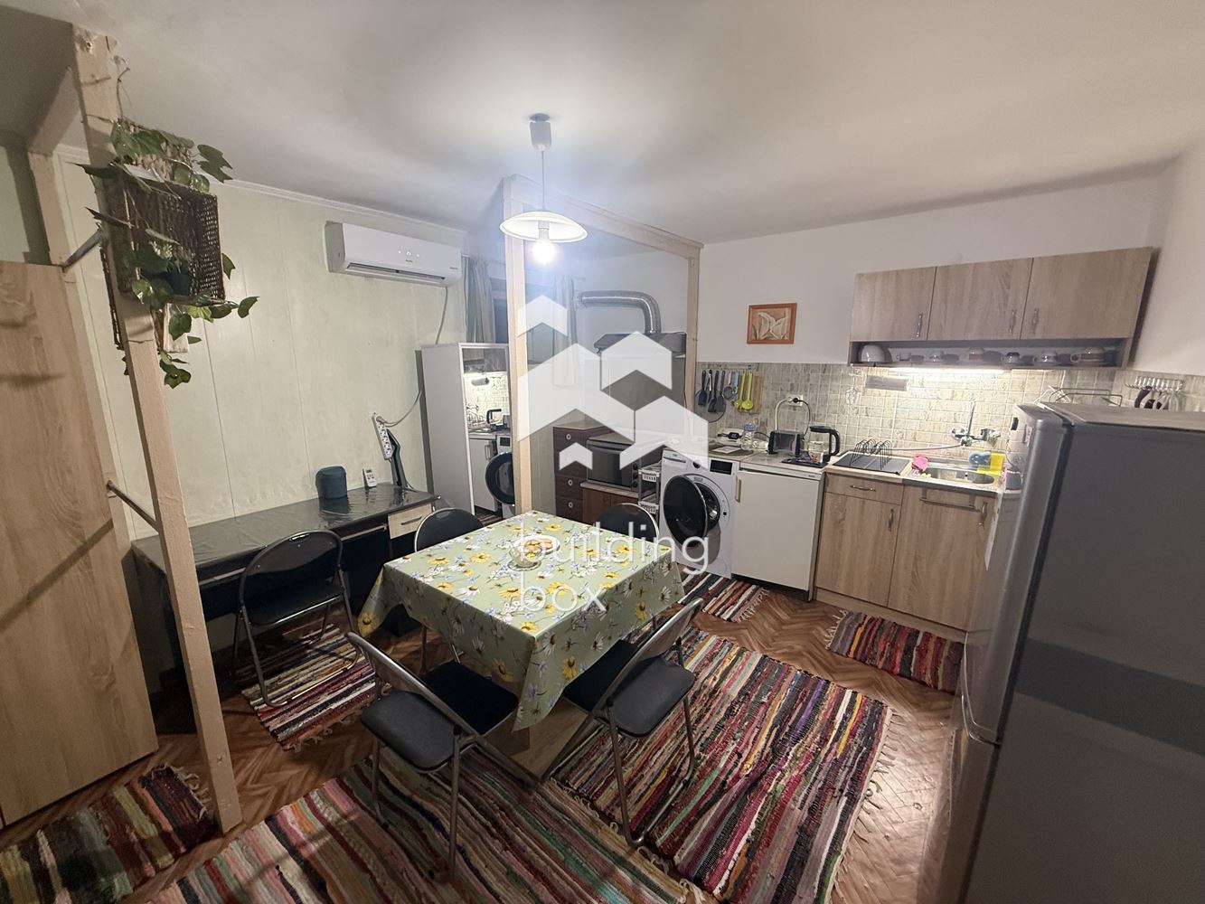 двустаен апартамент в центъра