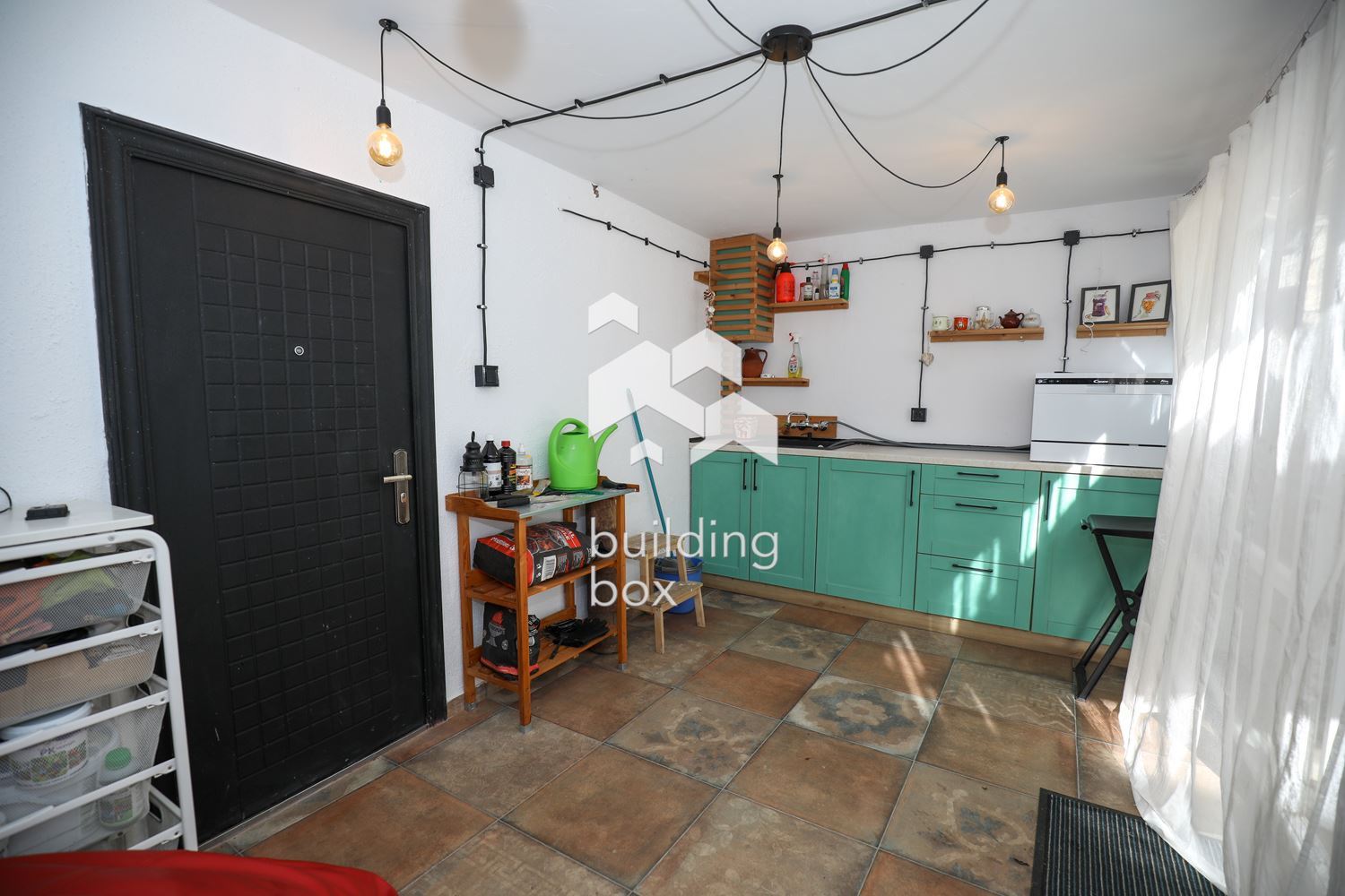 Къща - София, област, с.Искрец - 0