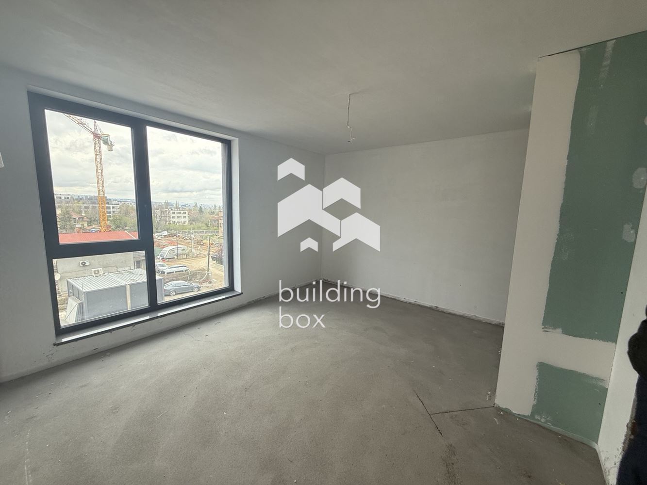 Четиристаен апартамент в ж.к. Кръстова Вада - 0