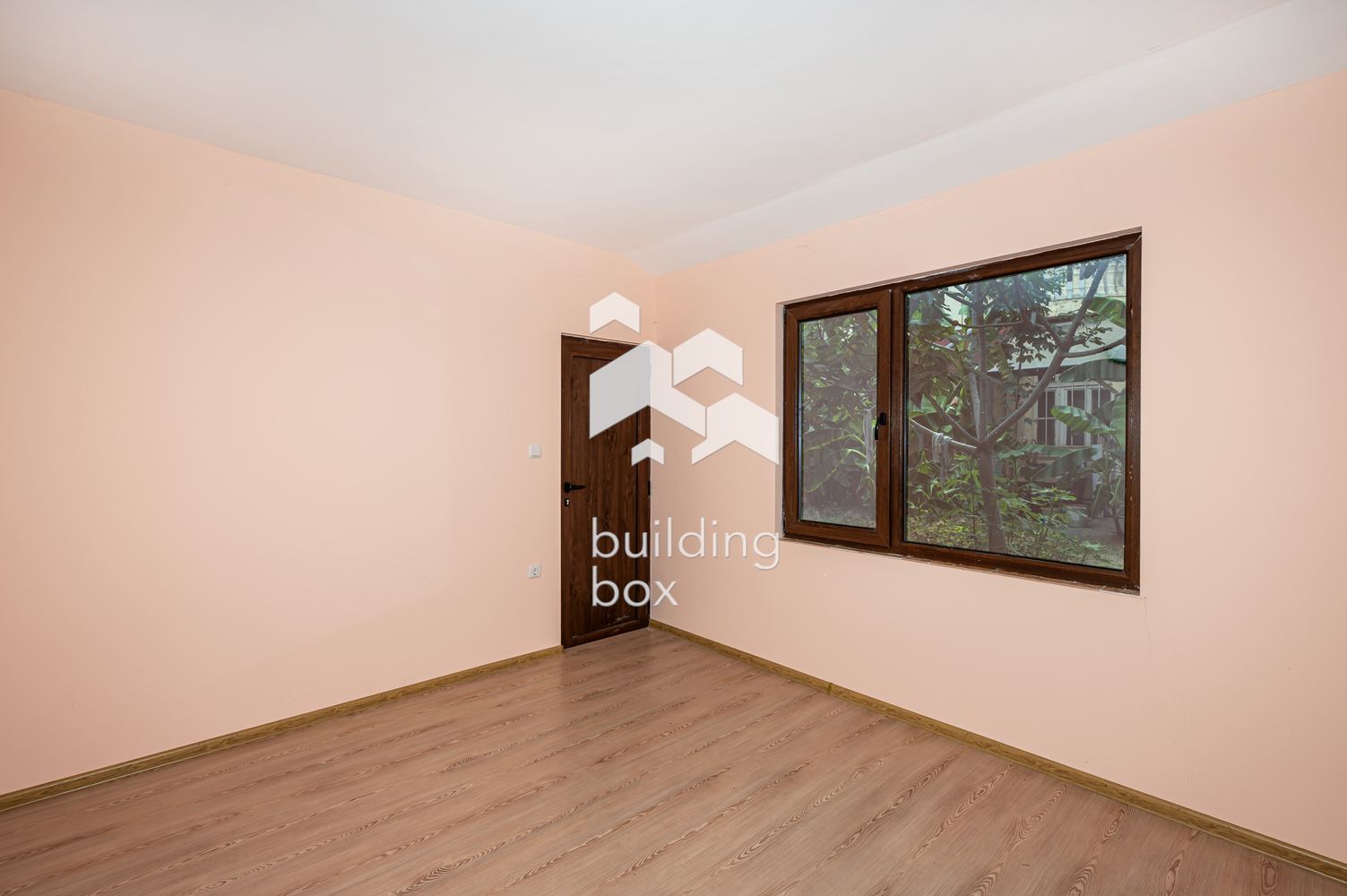 Етаж от къща с допълнителна постройка - гр. Асеновград - 0