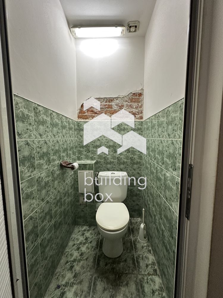 Огромен склад - кв. Гагарин - 0