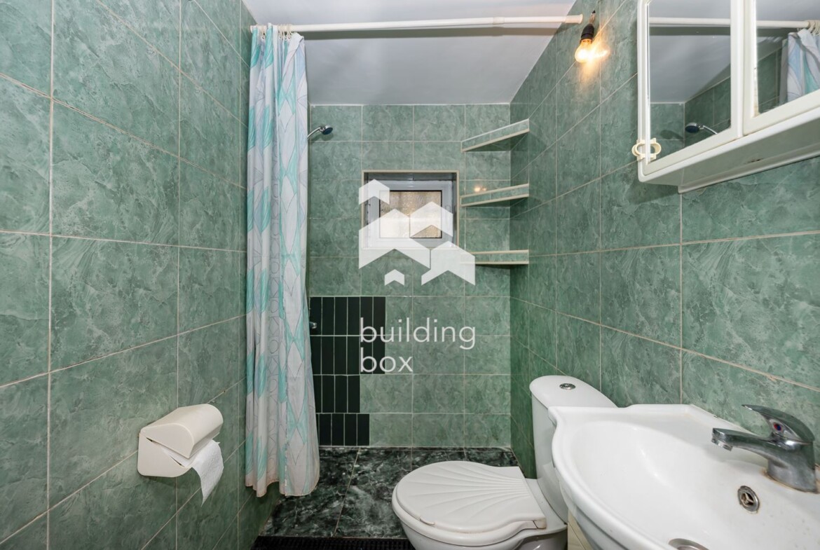 Обзаведен етаж от къща - Гребна база - 0