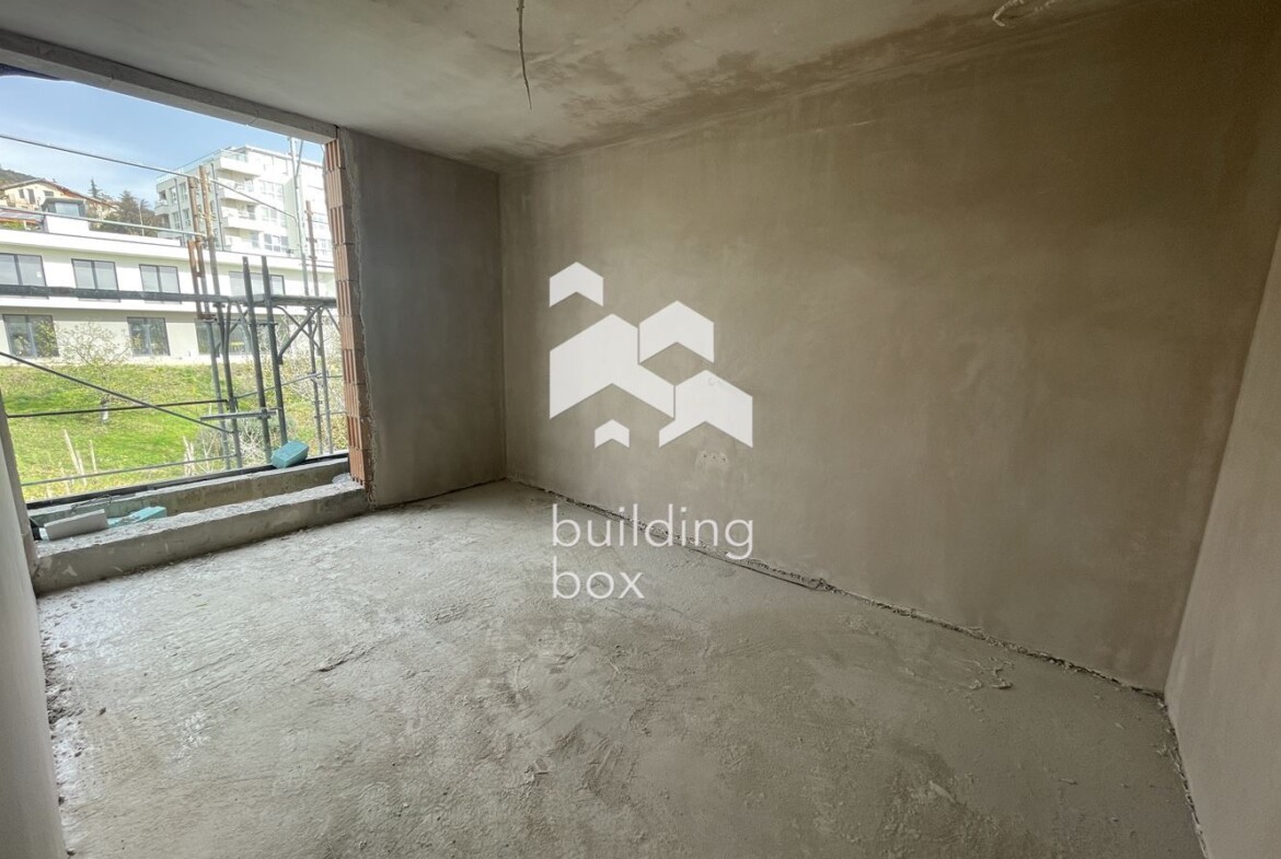 Четиристаен апартамент в бутикова сграда пред Акт 15 - 0