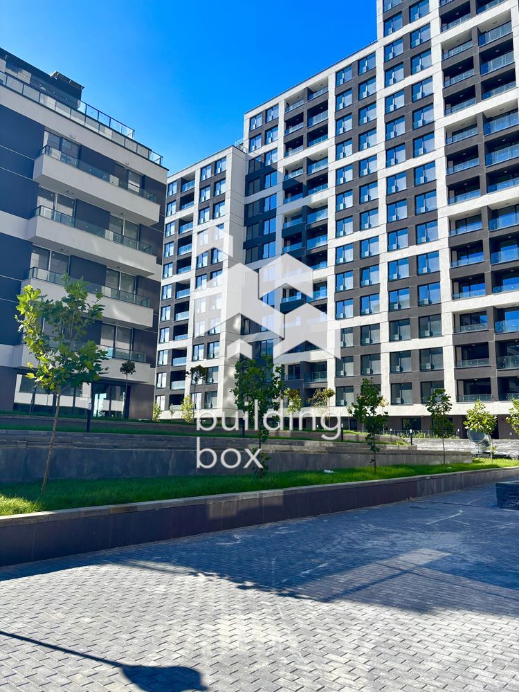 Двустаен апартамент в комплекс "Capitol Residence" - 0