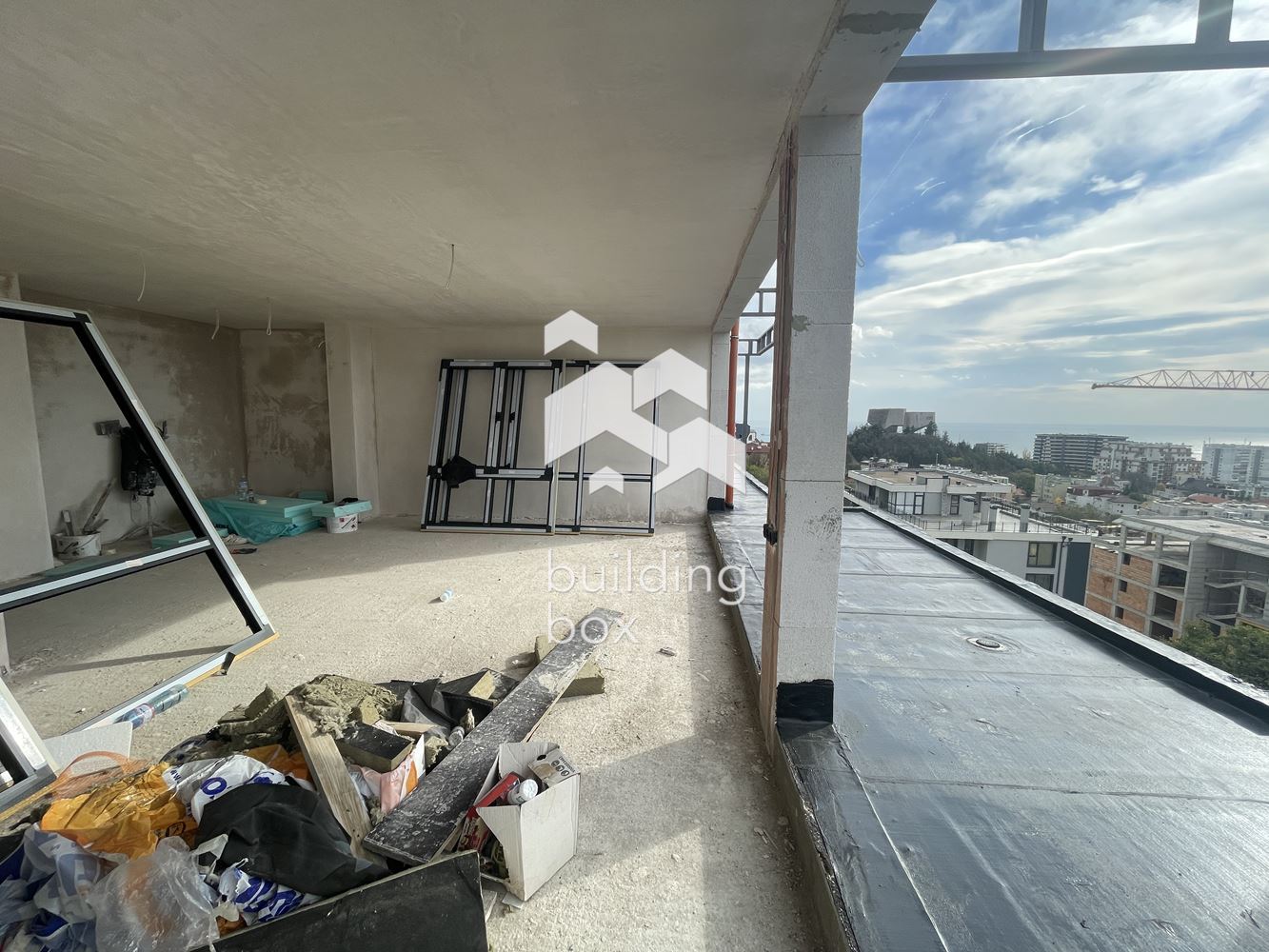 Четиристаен апартамент в бутикова сграда пред Акт 15 - 0