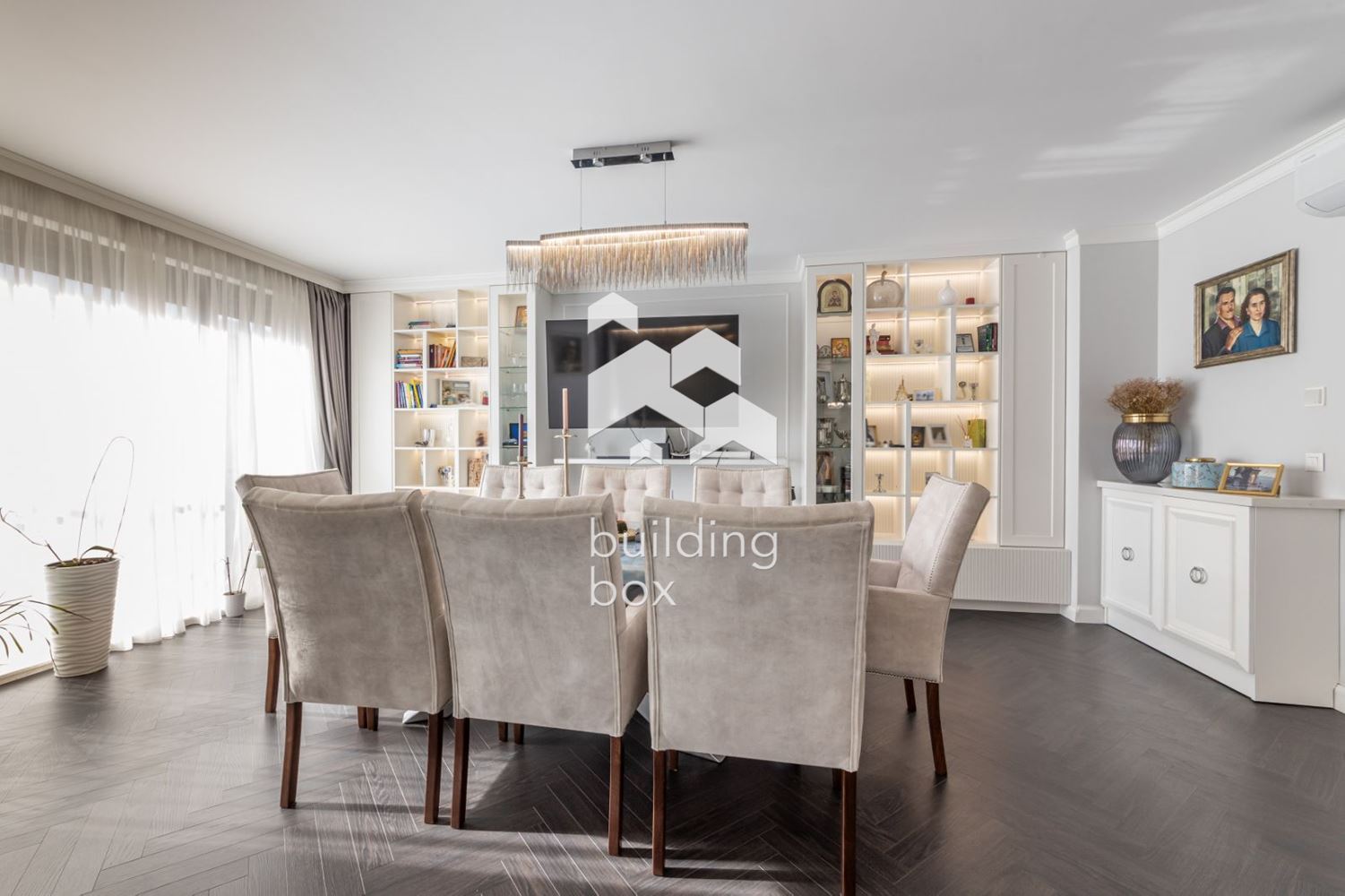 Лукс, простор и море – апартамент в бутикова сграда до к.к. Св. Св. Константин и Елена - 0