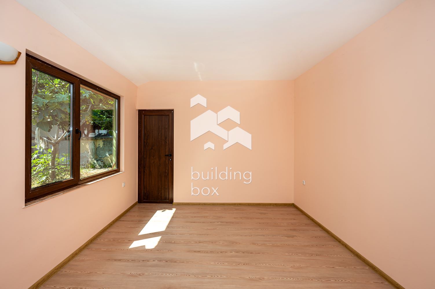 Етаж от къща с допълнителна постройка - гр. Асеновград - 0