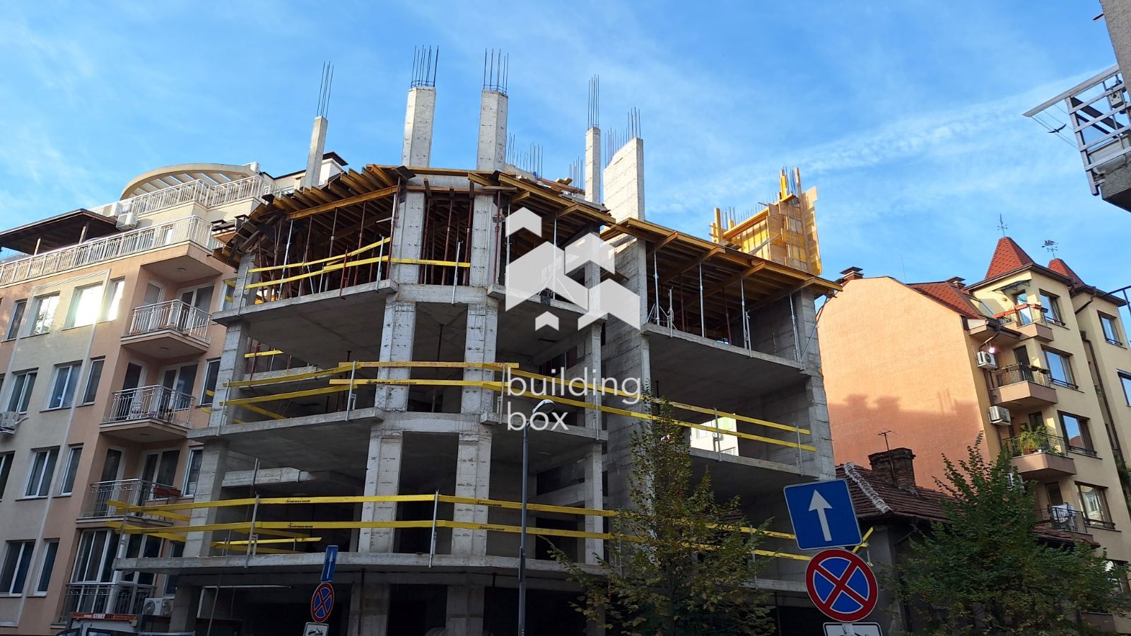 Четиристаен апартамент в Център - 0