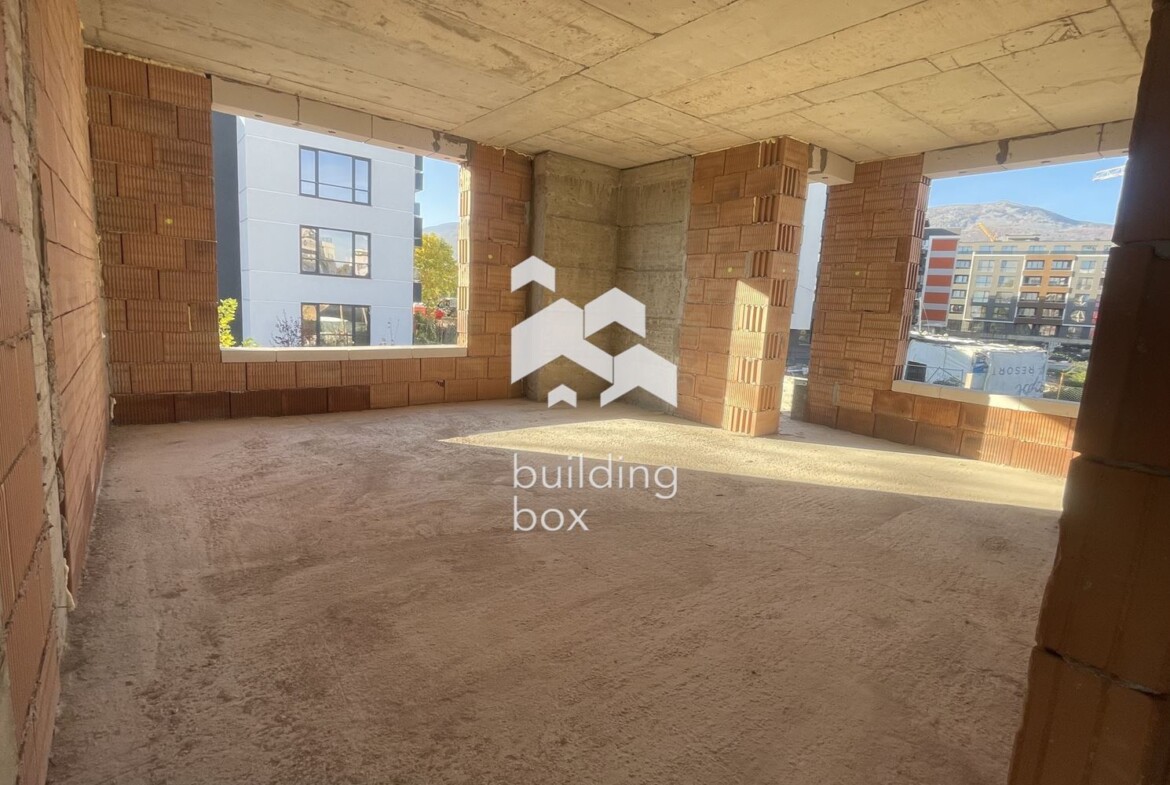 Слънчев тристаен апартамент - кв. Малинова долина - 0