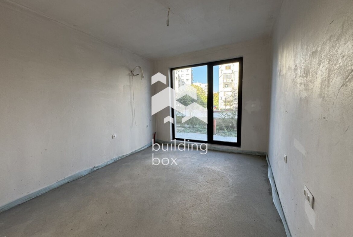 Тристаен апартамент с АКТ 16 - кв. "Тракия" - 0