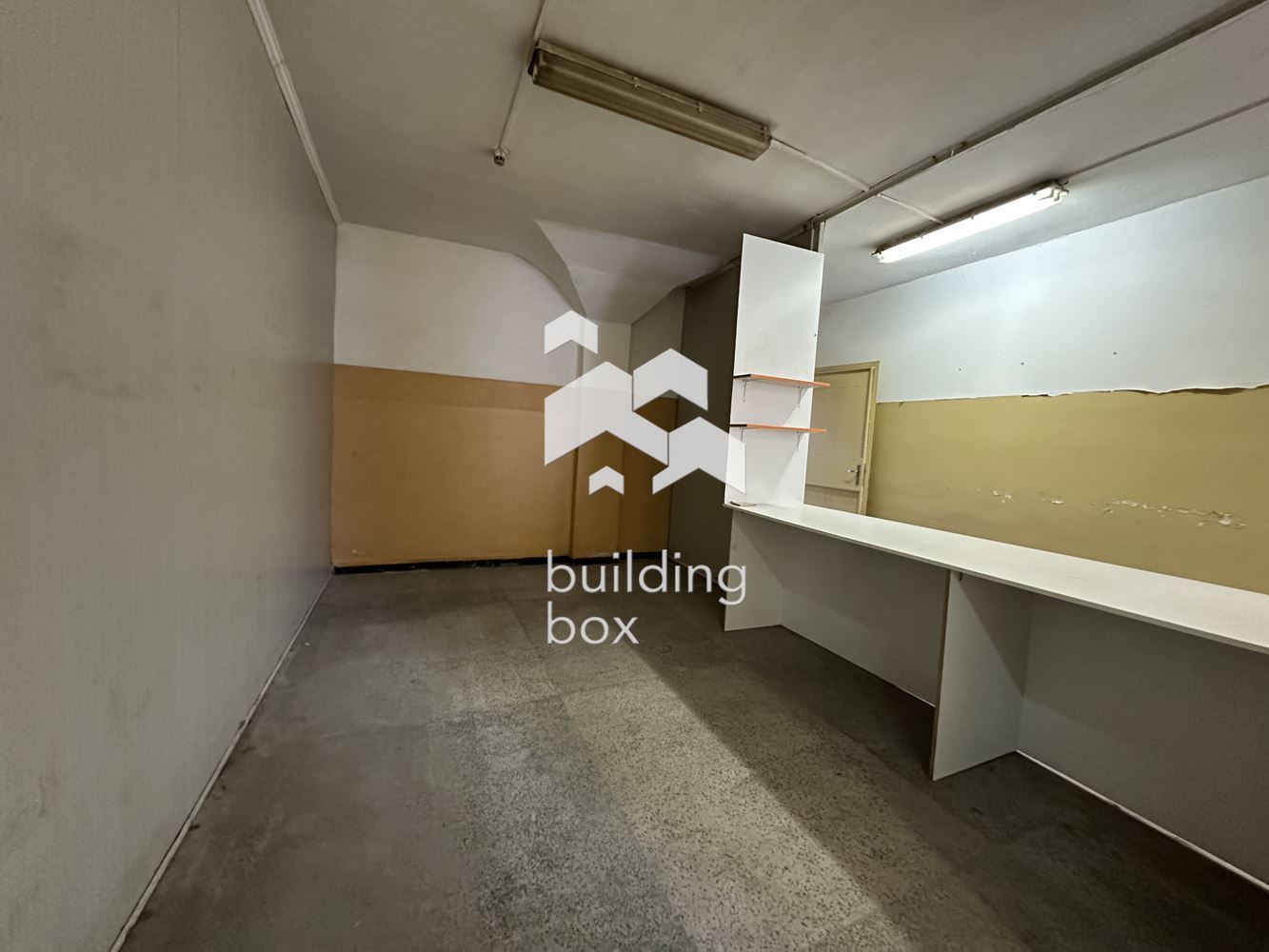 Огромен склад - кв. Гагарин - 0