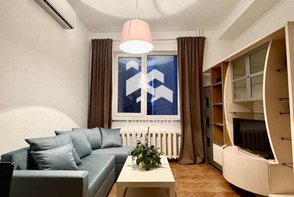 Тристаен апартамент в Центъра - 0