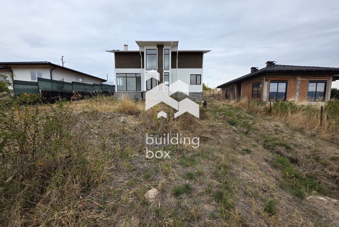 Просторна къща - с. Гурмазово - 0