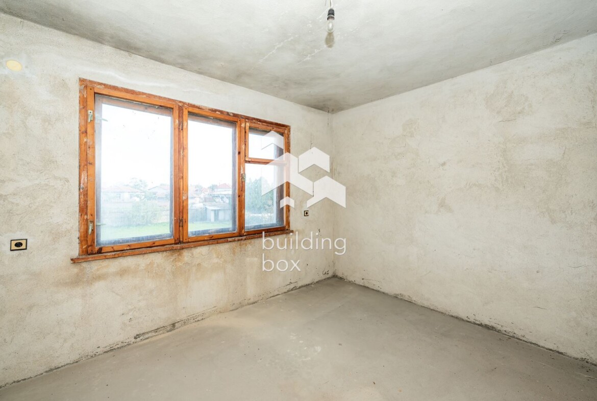 Къща - село Калековец - 0