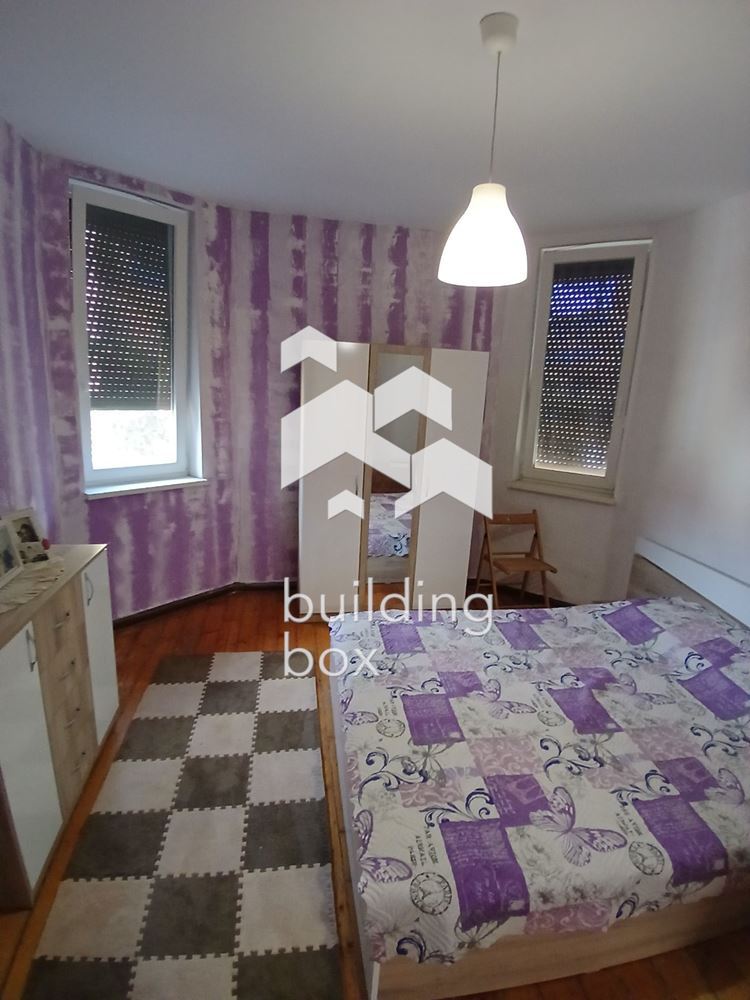 ПРОДАВА 4-СТАЕН АПАРТАМЕНТ В ЦЕНТЪРА НА СОФИЯ - 0