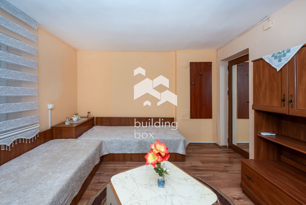 Обзаведен етаж от къща - Гребна база - 0