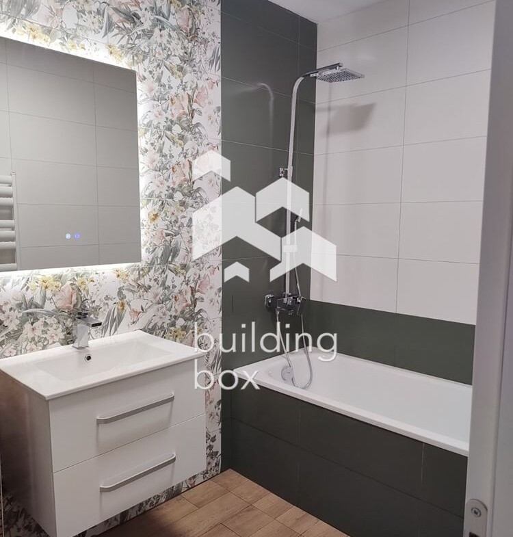 Четиристаен апартамент в кв. Кръстова вада - 0