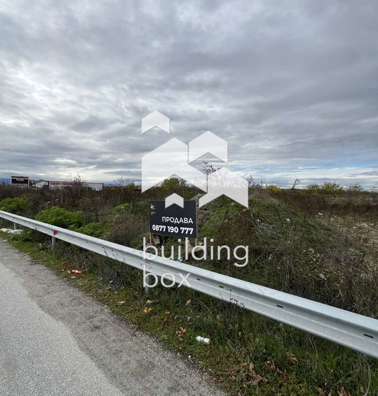 Парцел за индустриално строителство в с. Труд - 0