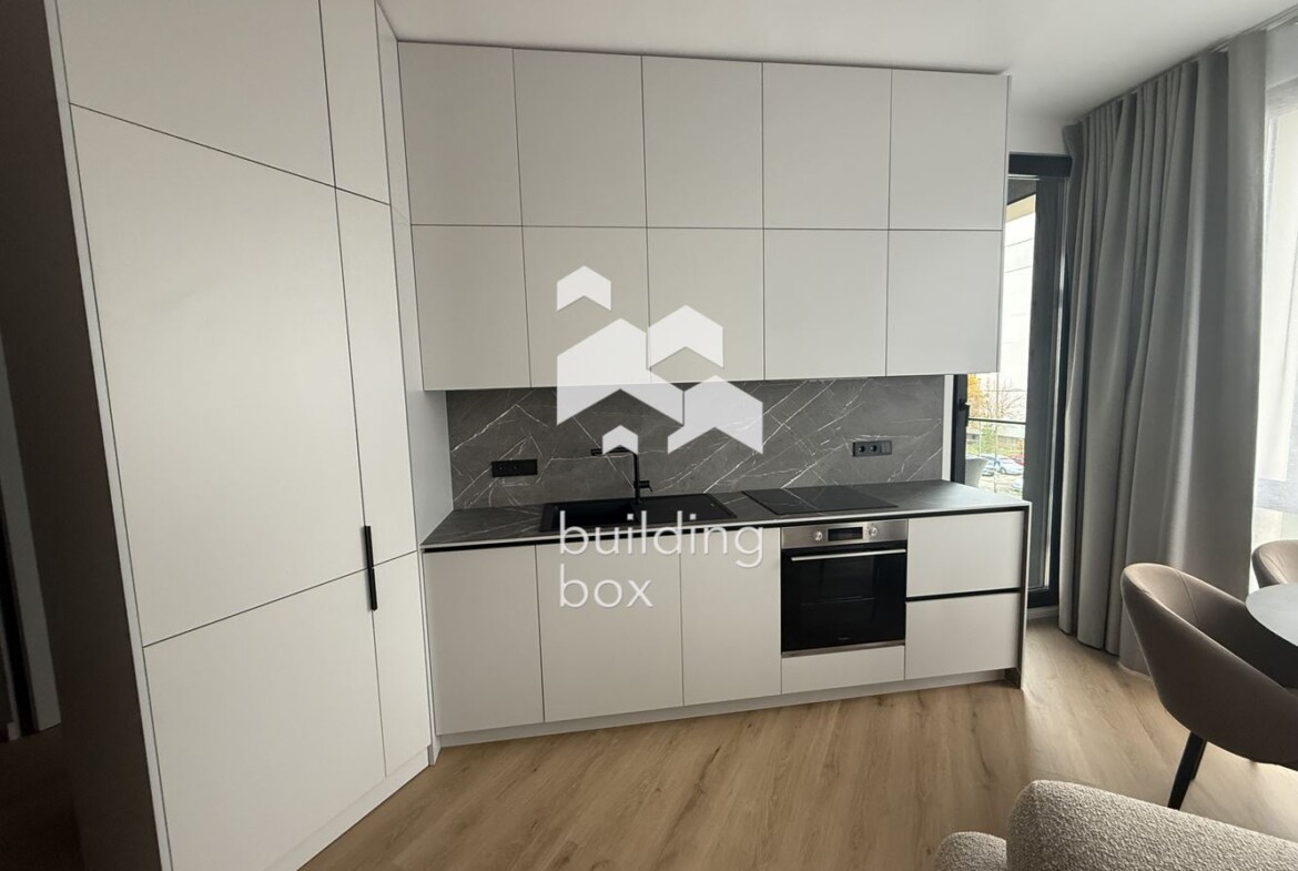 двустаен в младост 4 - 0