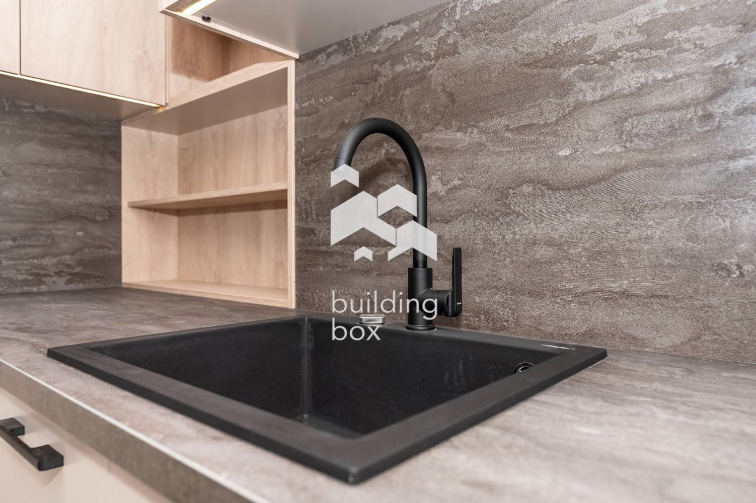 Обзаведен едностаен апартамент - кв. Христо Смирненски - 0