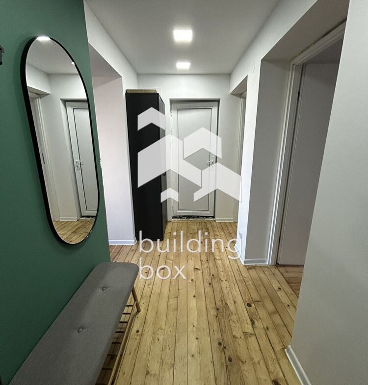 Тристаен апартамент - Център - 0