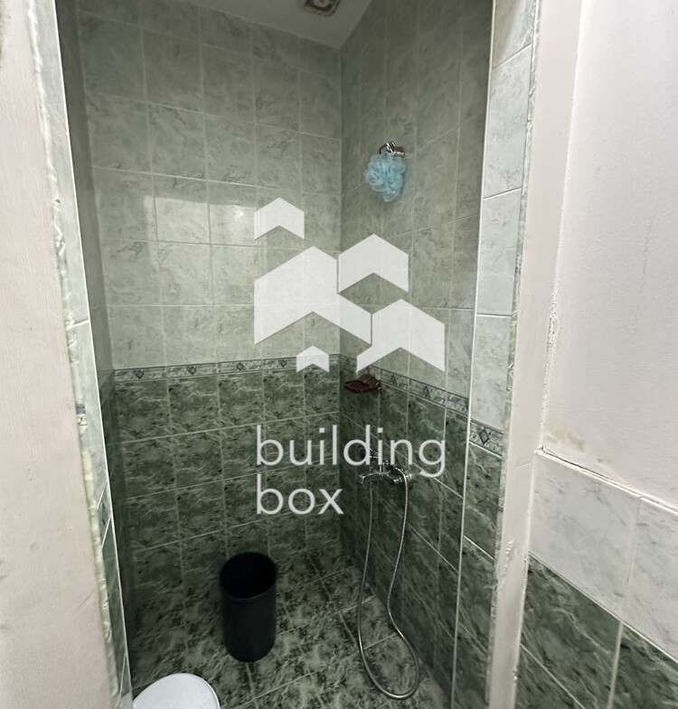 Огромен склад - кв. Гагарин - 0