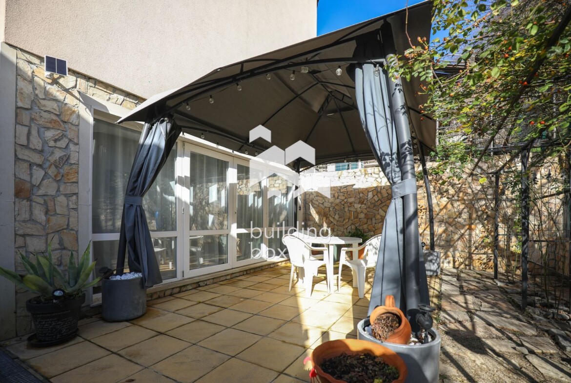 Къща - София, област, с.Искрец - 0