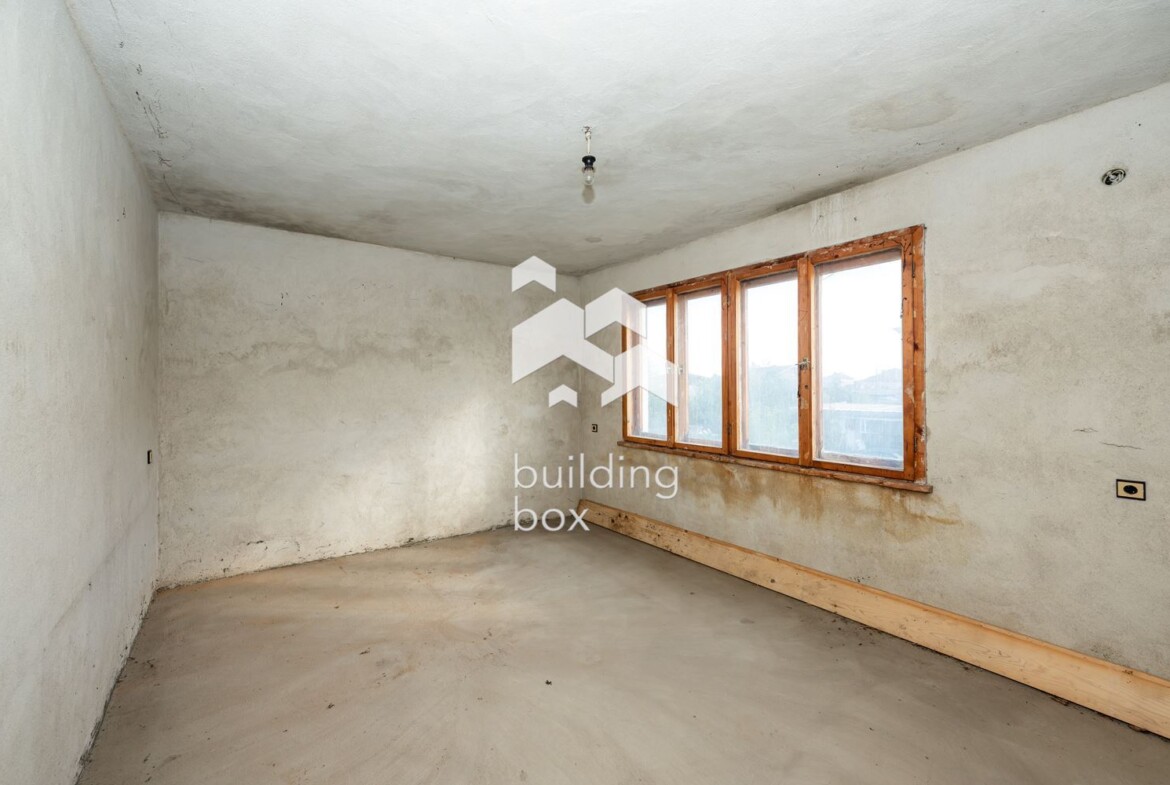 Къща - село Калековец - 0