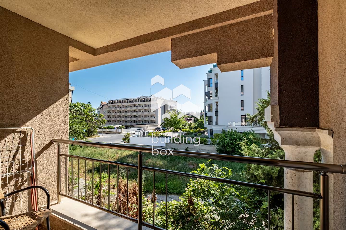 Двустаен апартамент до магазин LIDL в Св.св. Константин и Елена - гр.Варна - 0