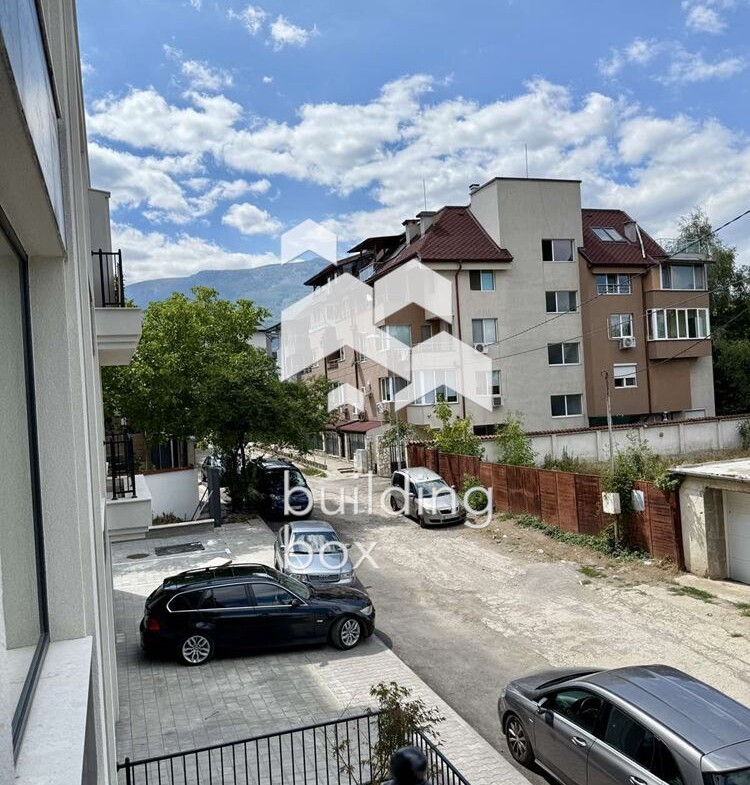 Тристаен апартамент в кв. Витоша - 0