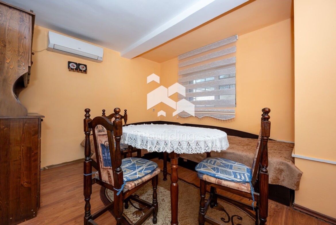 Обзаведен етаж от къща - Гребна база - 0