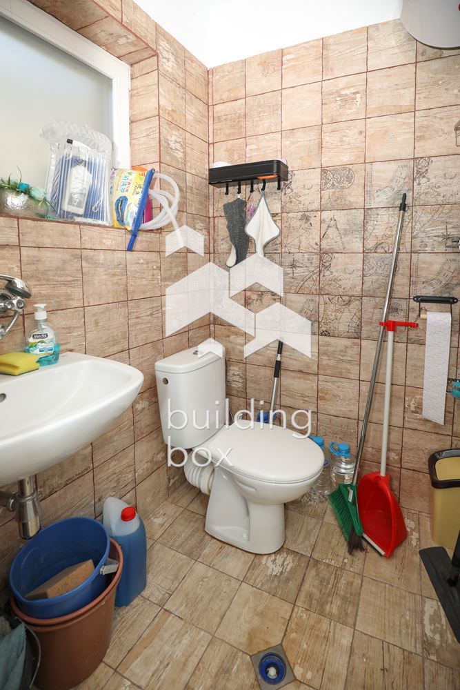 Къща - София, област, с.Искрец - 0