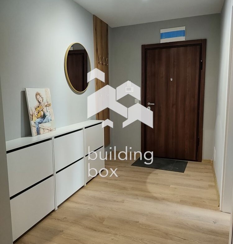 Четиристаен апартамент в кв. Кръстова вада - 0