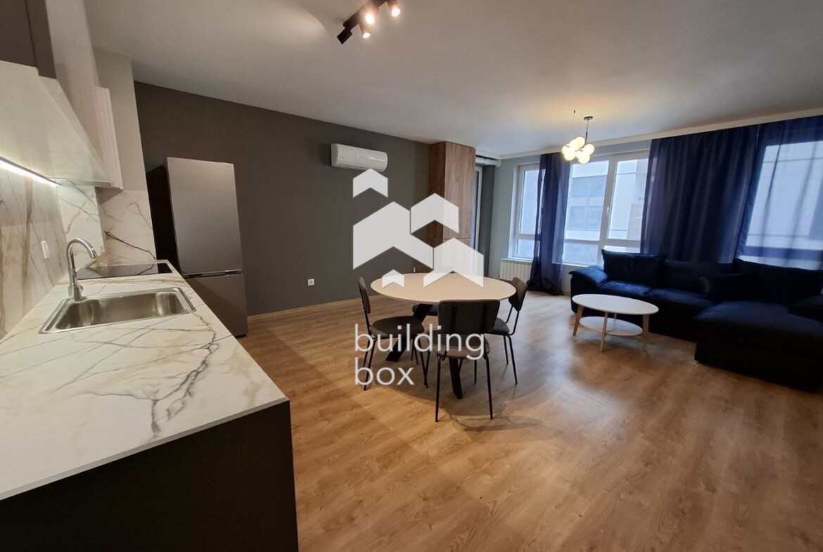 Тристаен апартамент в кв. Кръстова вада - 0