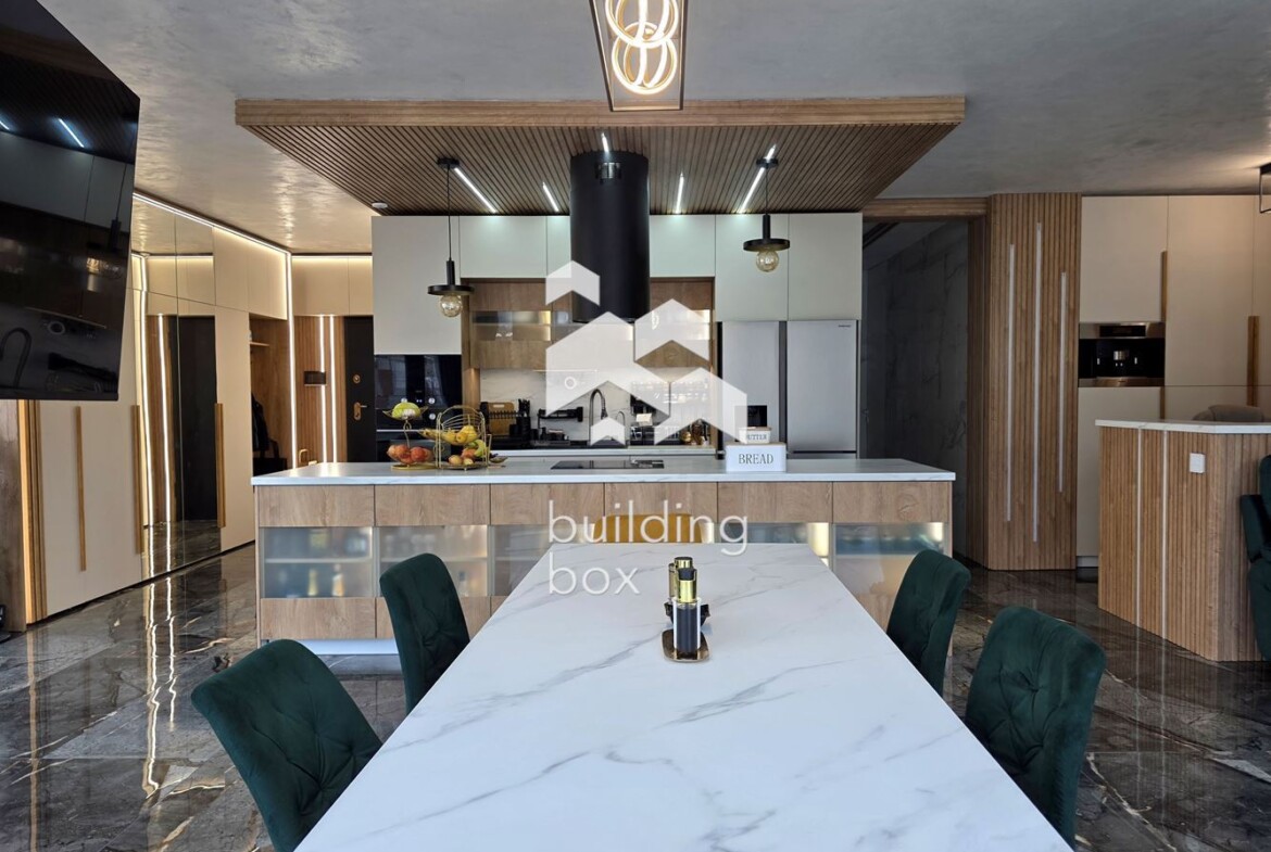 Елегантен тристаен апартамент с панорамна гледка - кв. Бояна - 0