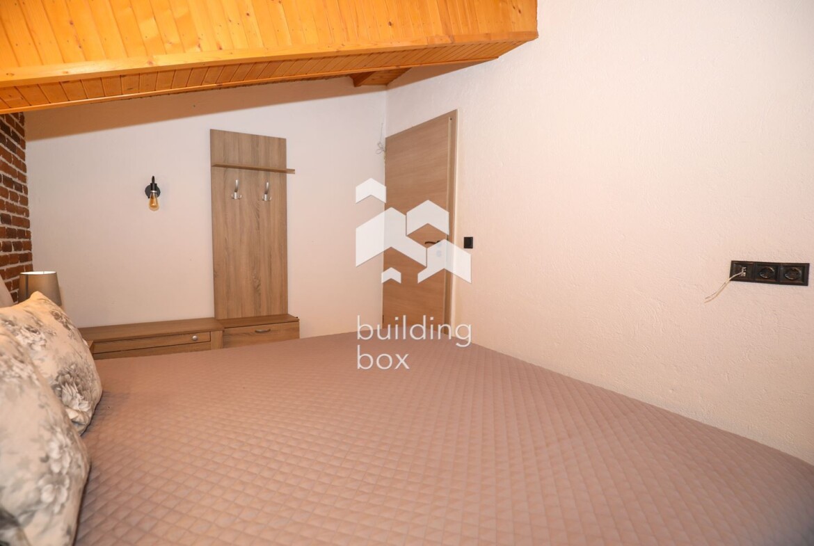 Къща - София, област, с.Искрец - 0