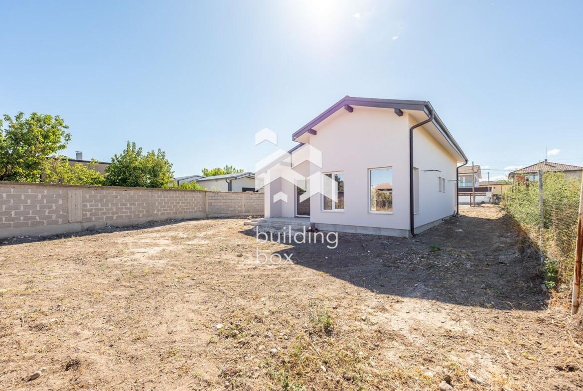 Едноетажна къща - с. Ягодово - 0