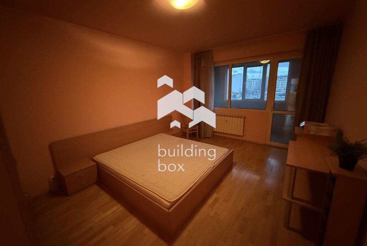 тристаен в Дианабад - 0