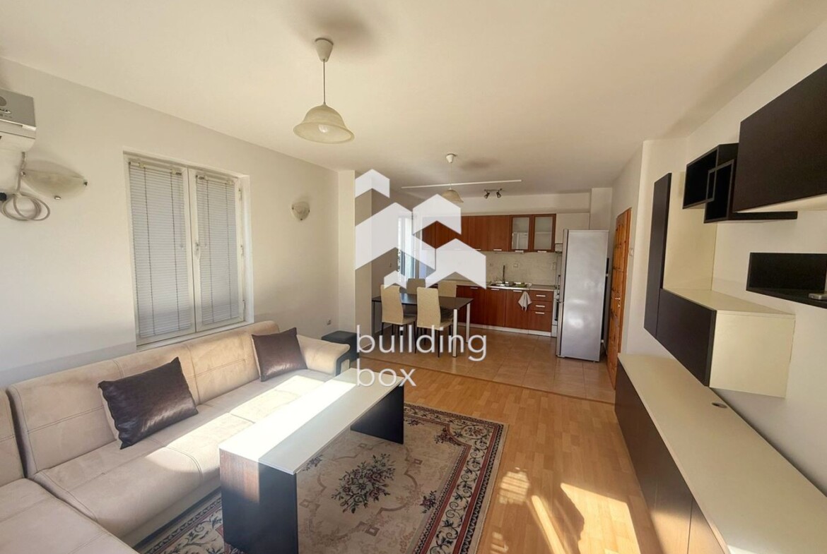 Тристаен апартамент под наем в центъра на гр. Пловдив - 0